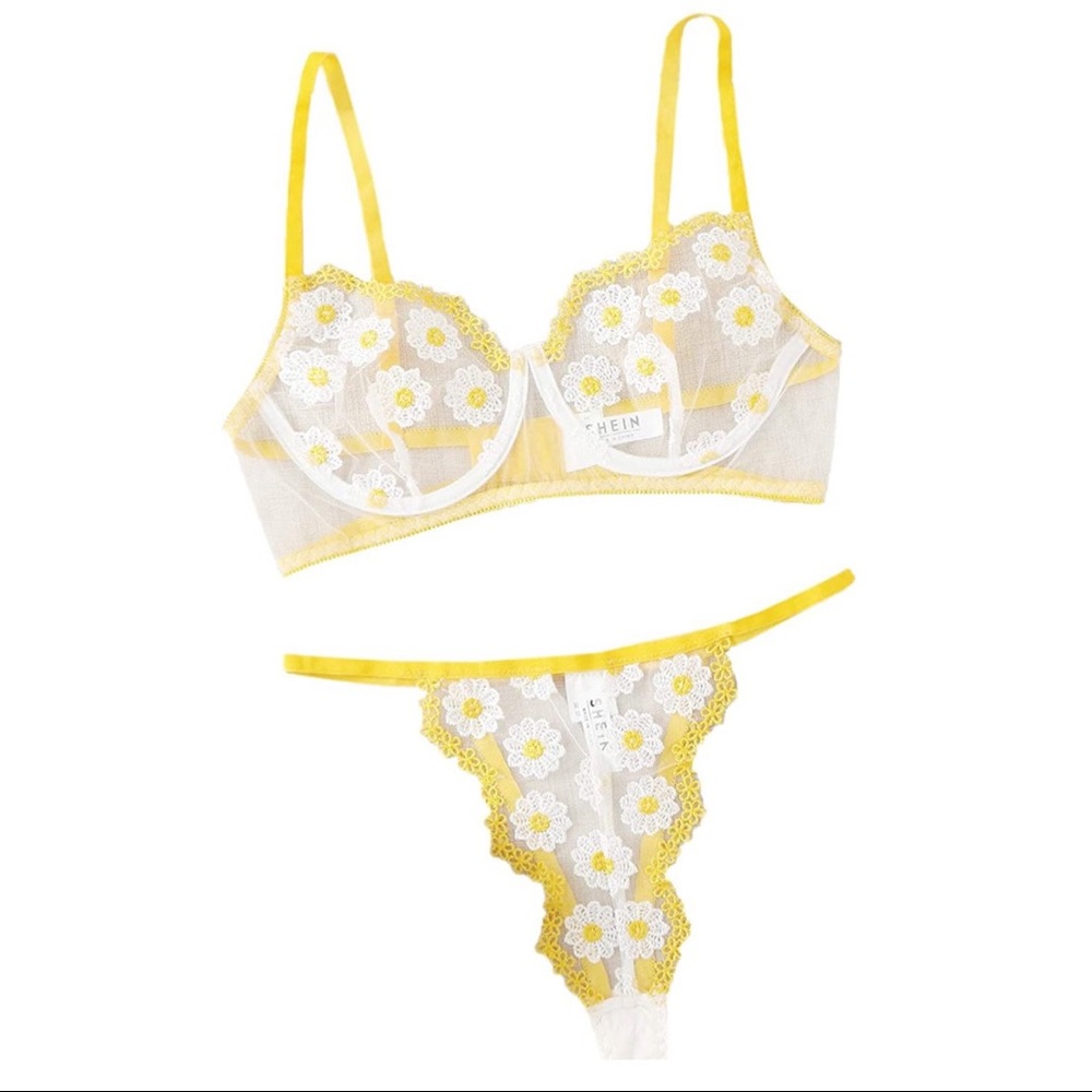 Shein | Daisy lingerie set